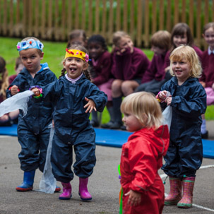 Henley-on-Thames - 23 May 2014 / Alana dancing