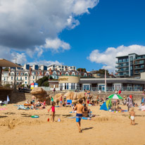 Boscombe Beach - 29 August 2016 / Oscar and Alana building stuffs